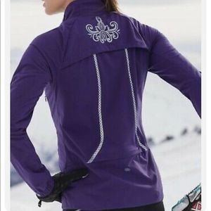 Athleta Purple Queen of the Mountain Impermeable Water & Wind-Resistant Jacket